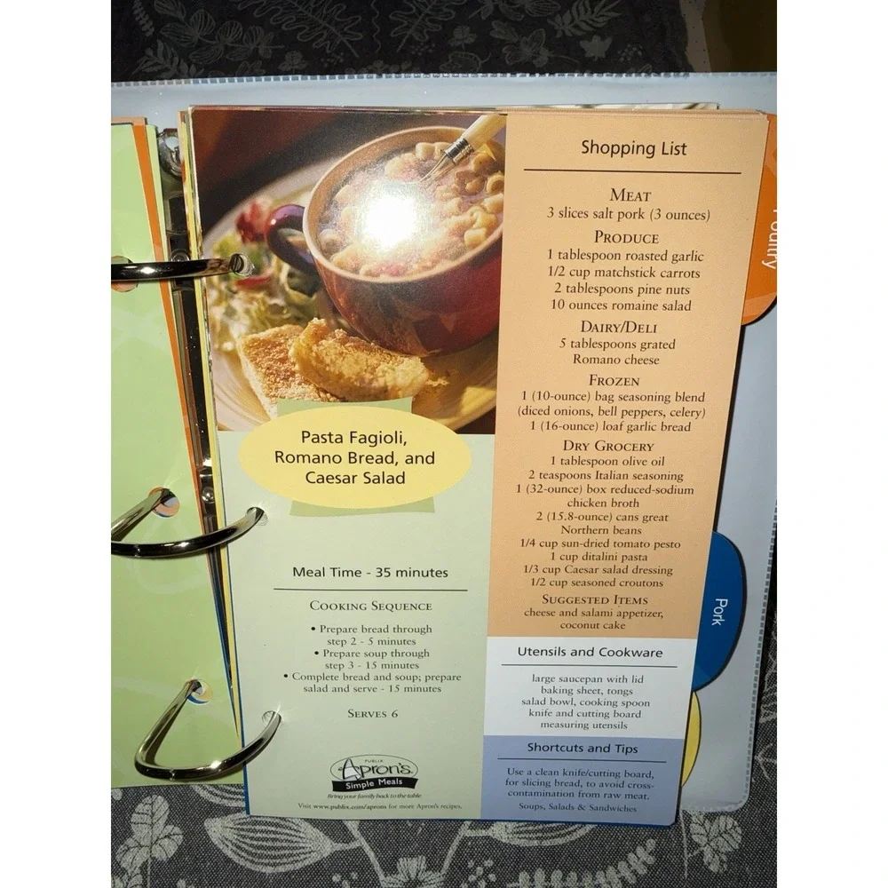 Publix Aprons‎ Simple Meals Recipe Cookbook 3 Ring Binder 3 Tabs
